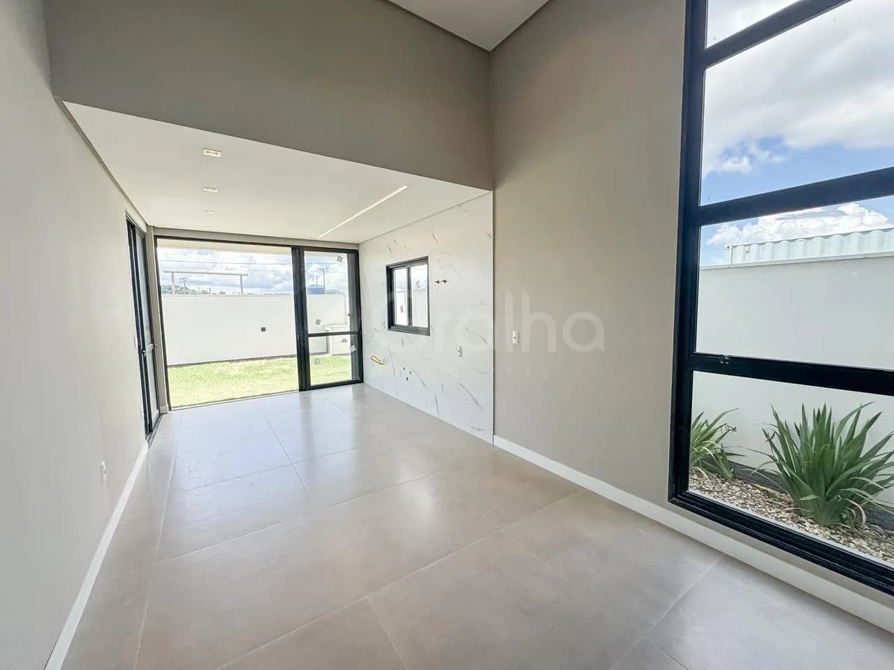 Casa para venda com 3 dormitórios em Sertao Do Maruim com 107 m²