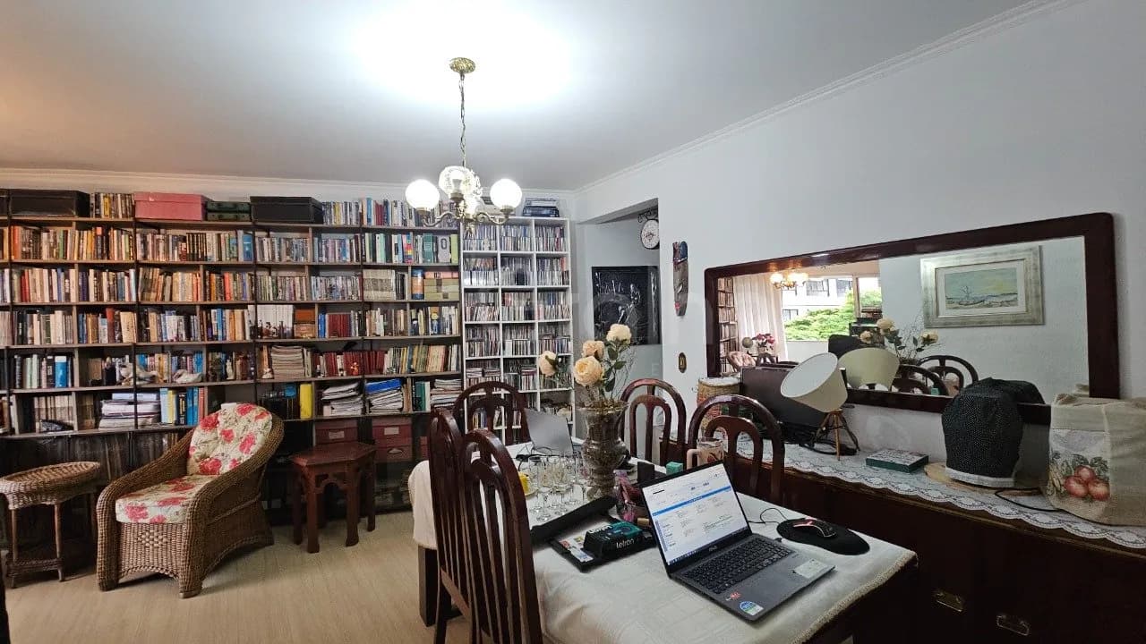 Apartamento para venda com 3 dormitórios em Centro com 105 m² — foto 2