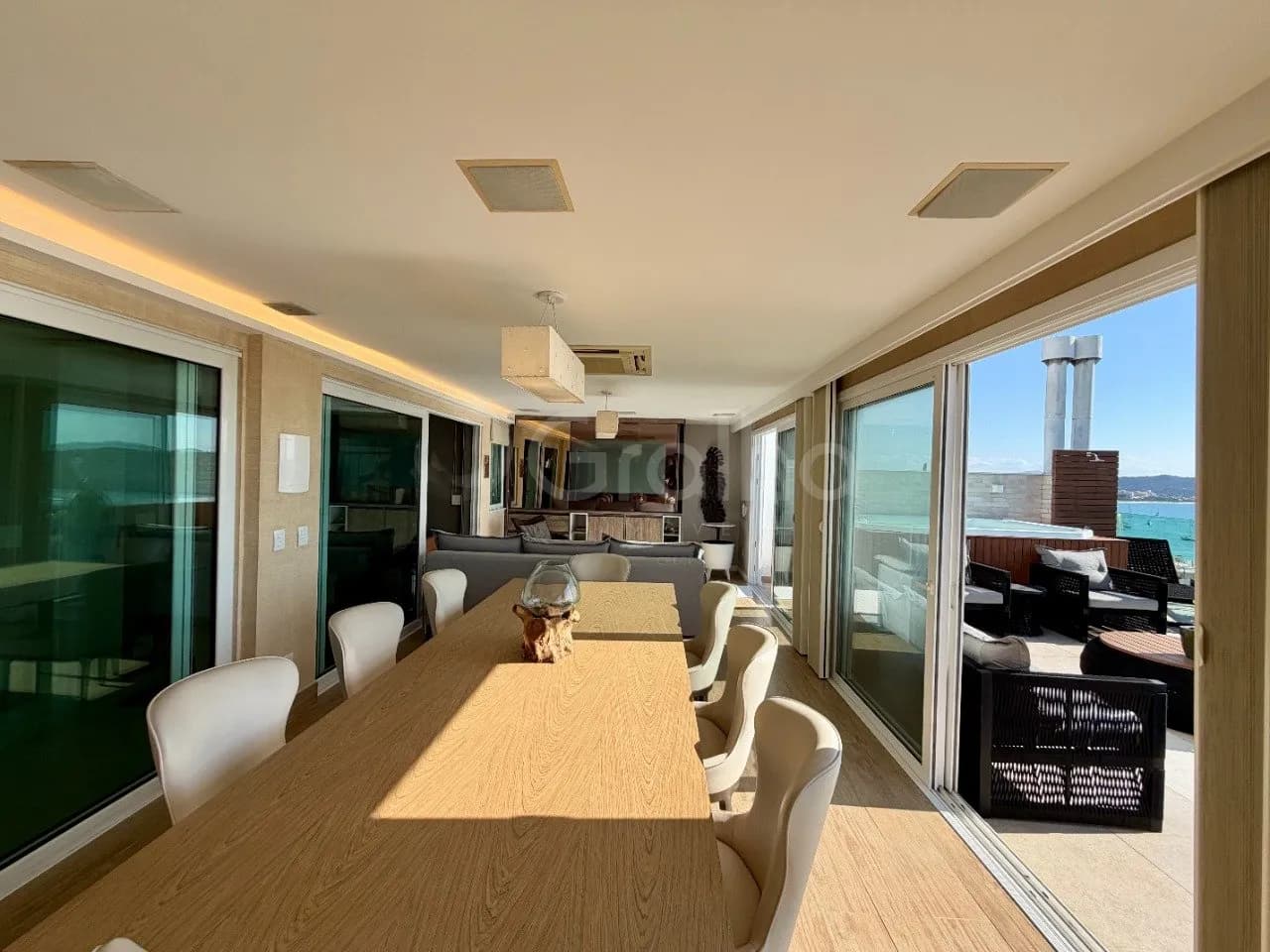 Cobertura para venda com 4 dormitórios em Jurerê com 350 m² — foto 2