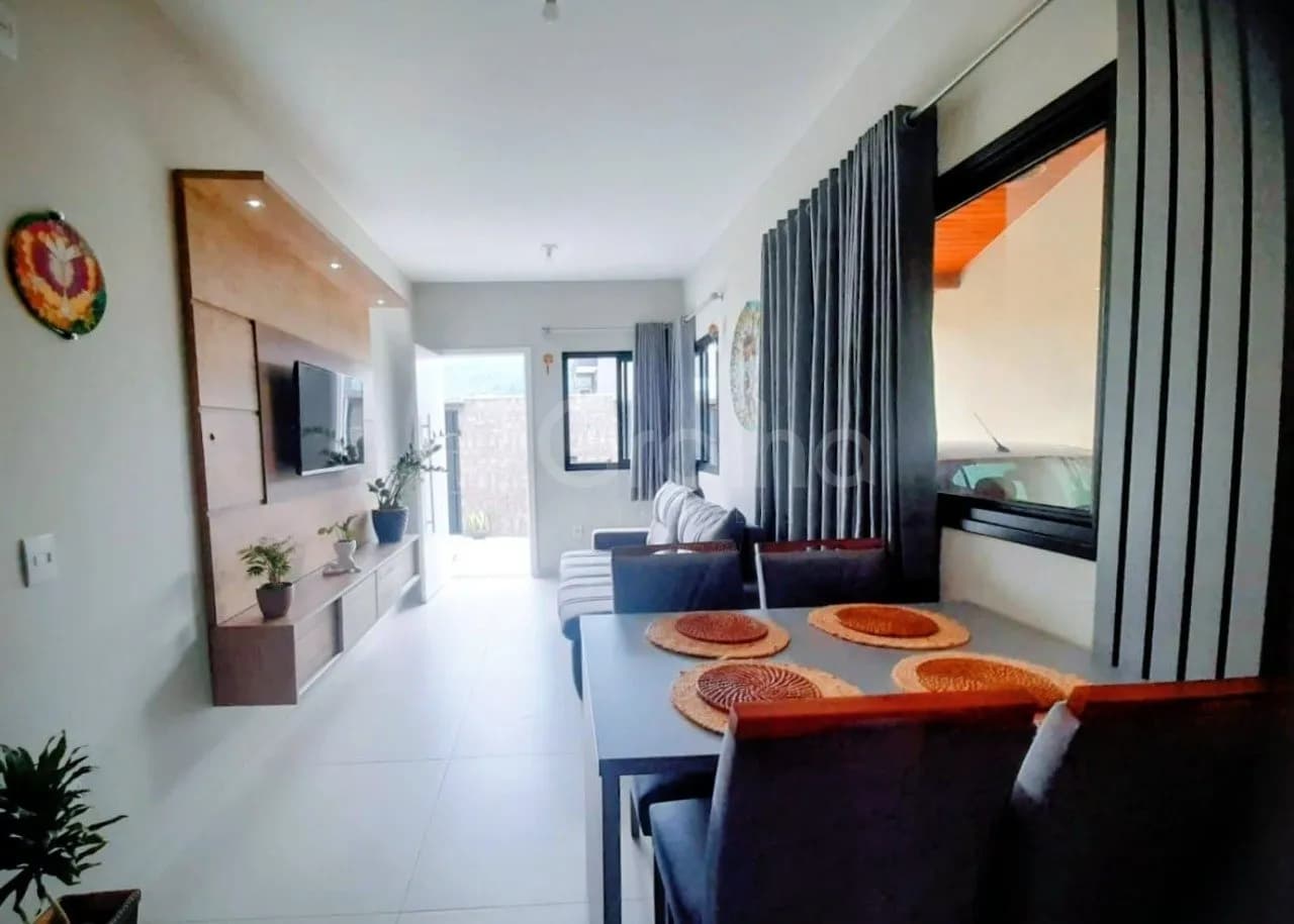 Casa para venda com 3 dormitórios em Bela Vista com 95 m²