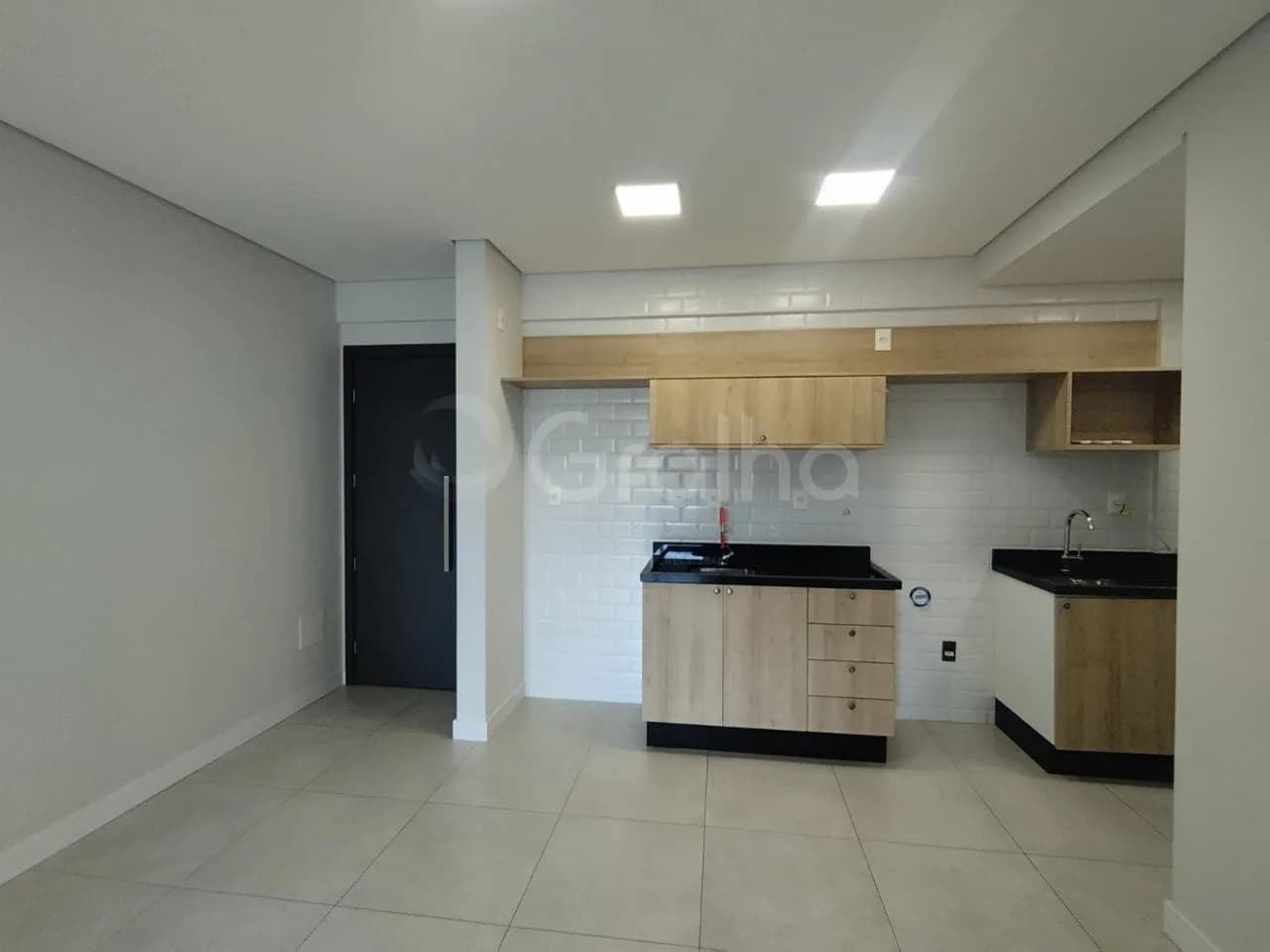 Apartamento para venda com 2 dormitórios em Campeche com 72 m² — foto 3