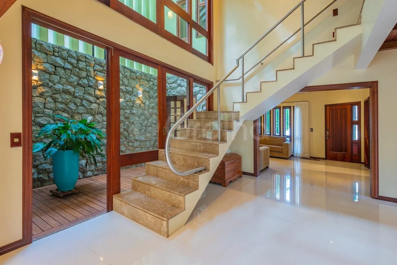 Casa para venda com 4 dormitórios em Itacorubi com 354 m² — foto 4