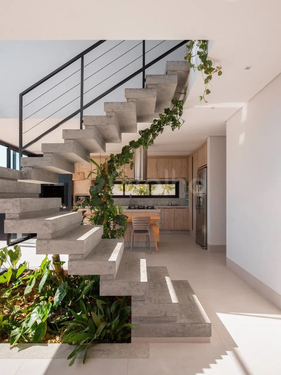 Casa para venda com 4 dormitórios em Campeche com 244 m² — foto 2