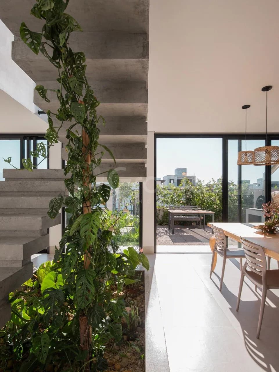Casa para venda com 4 dormitórios em Campeche com 244 m² — foto 4