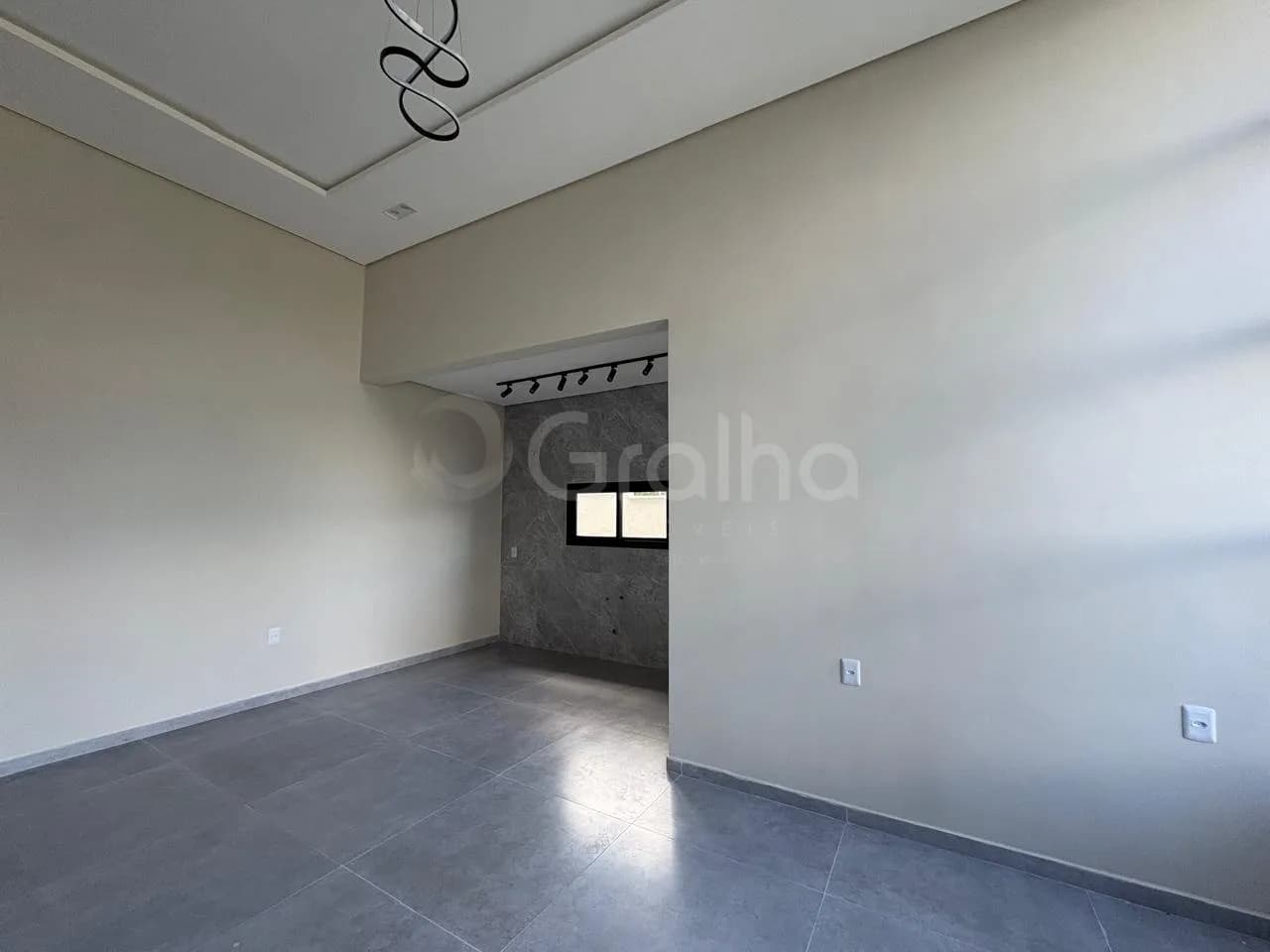 Casa para venda com 2 dormitórios em São João do Rio Vermelho com 98 m² — foto 2