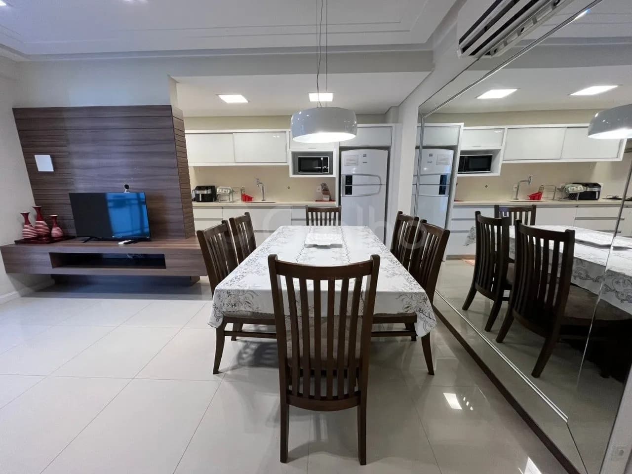 Apartamento para venda com 2 dormitórios em Ingleses com 76 m² — foto 4