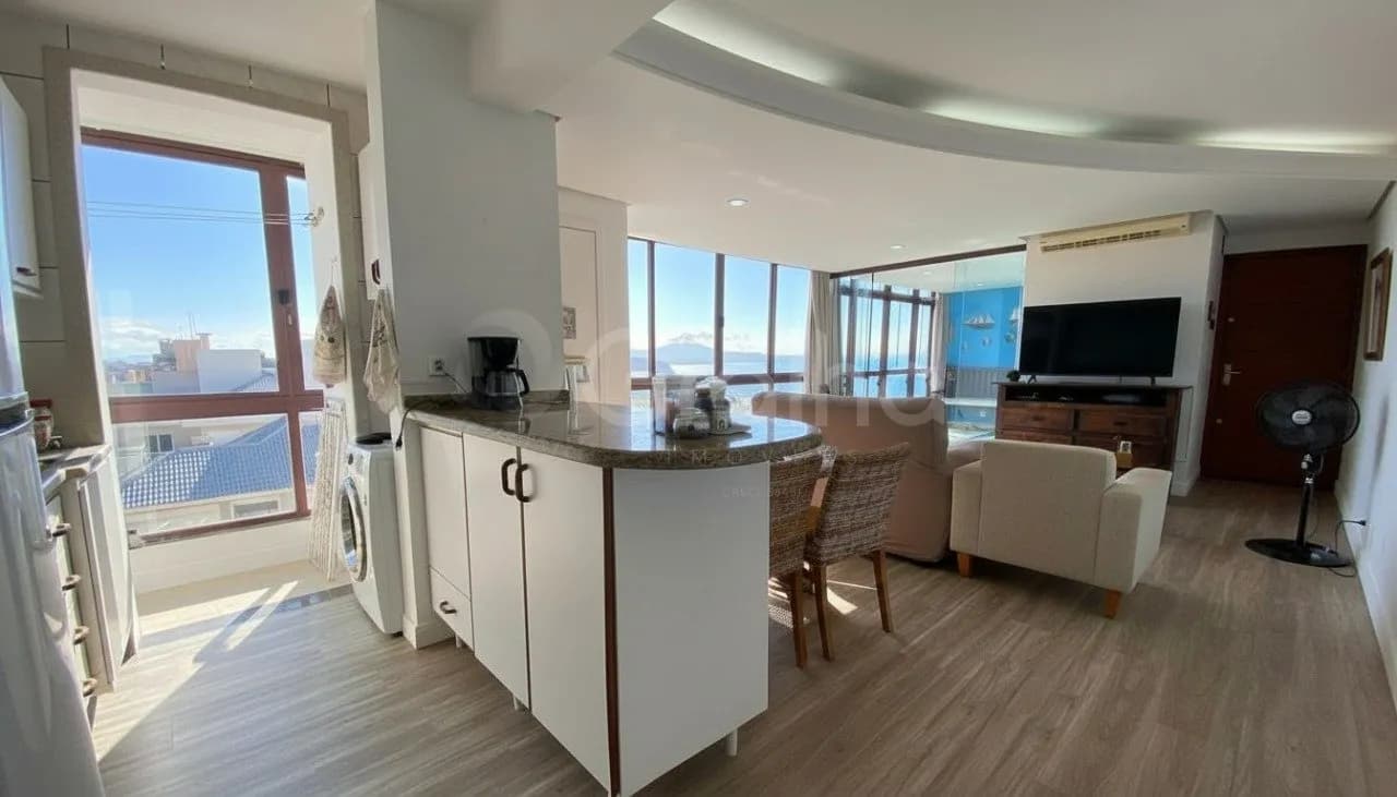 Cobertura para venda com 2 dormitórios em Canasvieiras com 89 m² — foto principal