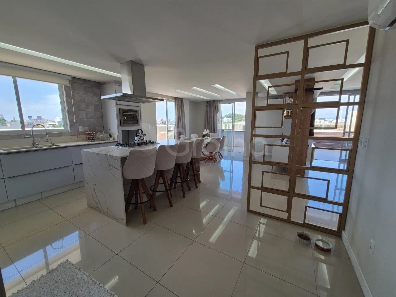 Cobertura para venda com 3 dormitórios em Estreito com 367 m²
