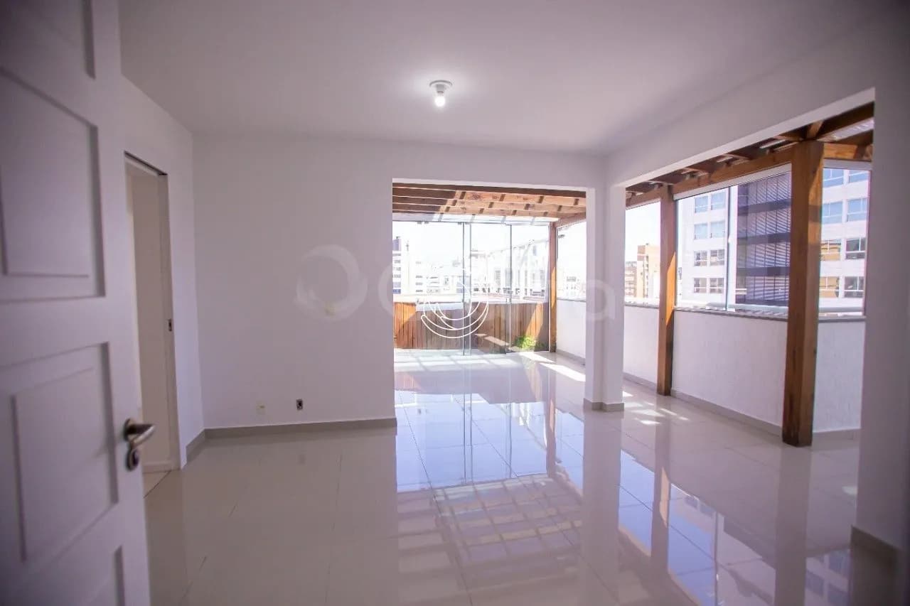 Cobertura para venda com 3 dormitórios em Centro com 161 m² — foto 3
