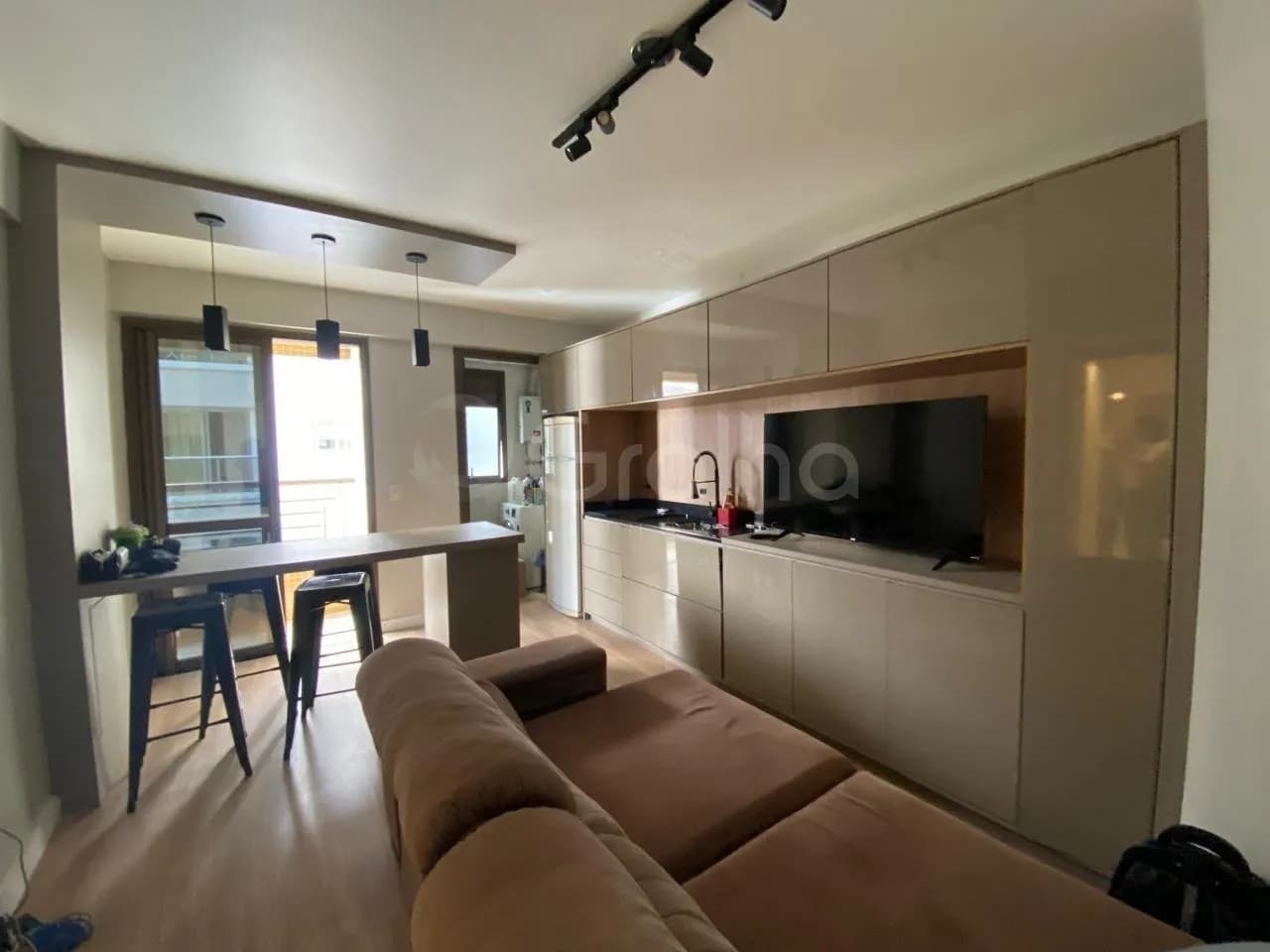 Apartamento para venda com 1 dormitório, em Centro com 42 m² — foto principal