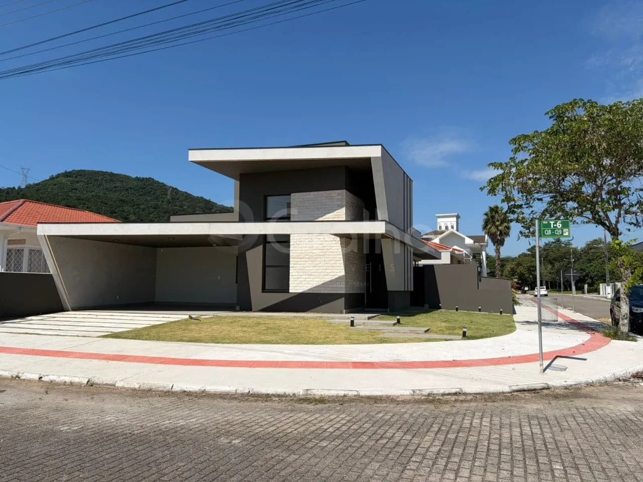 Casa para venda com 3 dormitórios em Praia De Fora com 158 m²