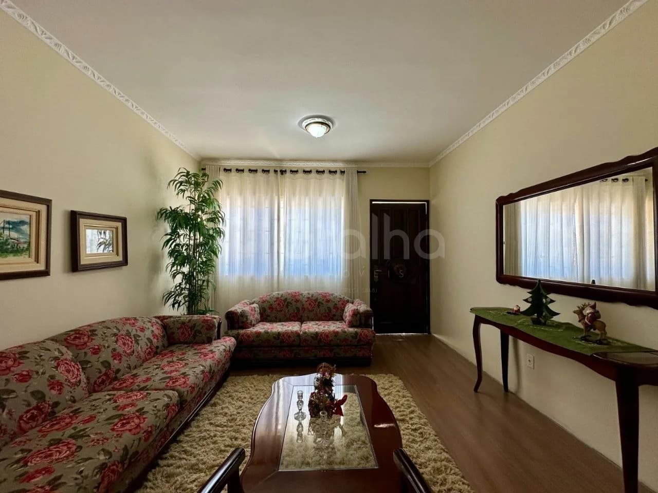 Casa para venda com 4 dormitórios em Capoeiras com 185 m² — foto principal