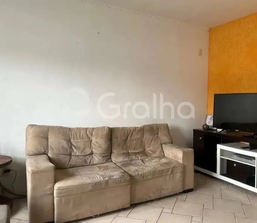 Casa para venda com 3 dormitórios em Carianos com 187 m² — foto 2