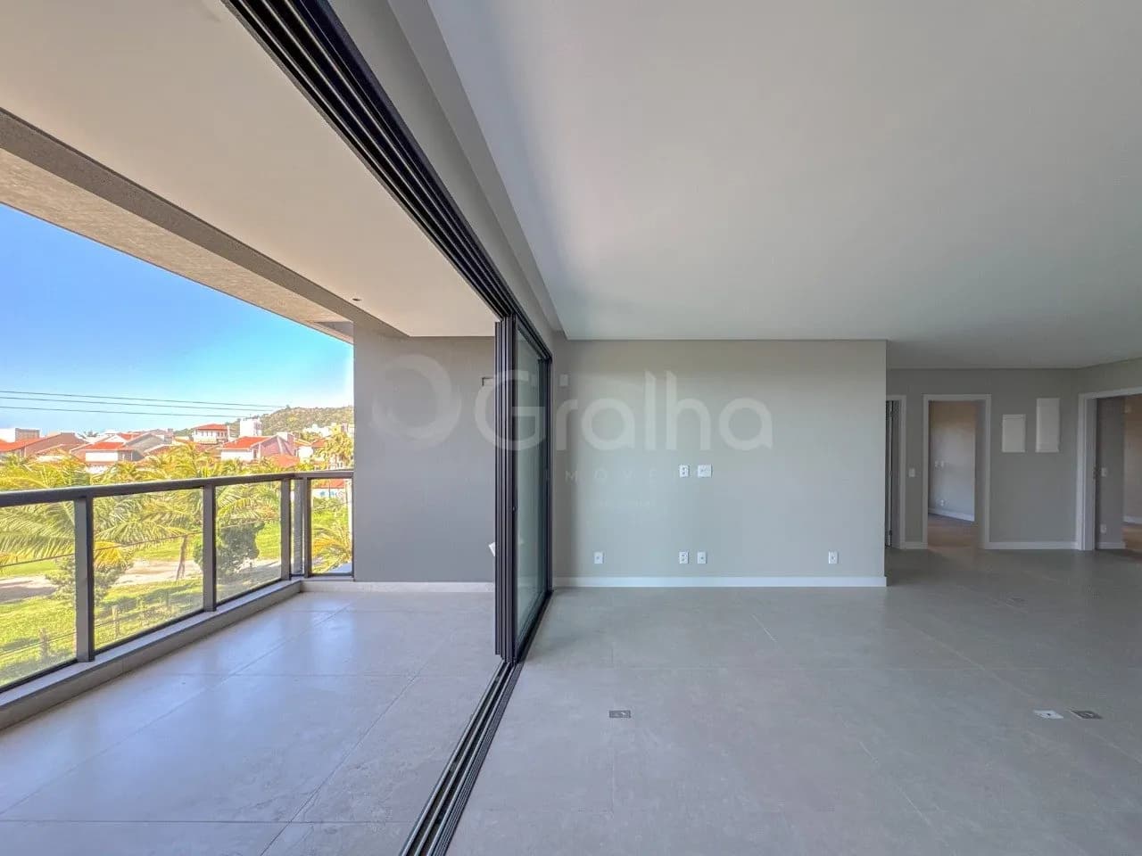 Apartamento para venda com 3 dormitórios em Jurerê com 149 m² — foto 2