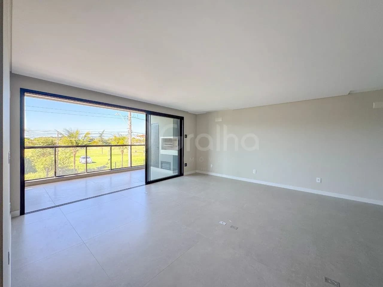 Apartamento para venda com 3 dormitórios em Jurerê com 149 m² — foto 2