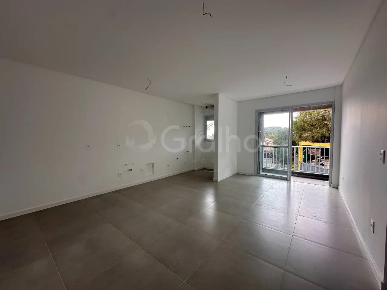 Apartamento para venda com 2 dormitórios em Ribeirão da Ilha com 69 m² — foto principal