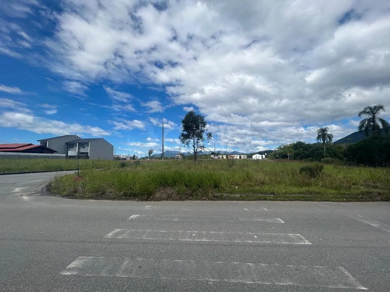 Terreno para venda em Sertao Do Imaruim com 477 m² — foto principal