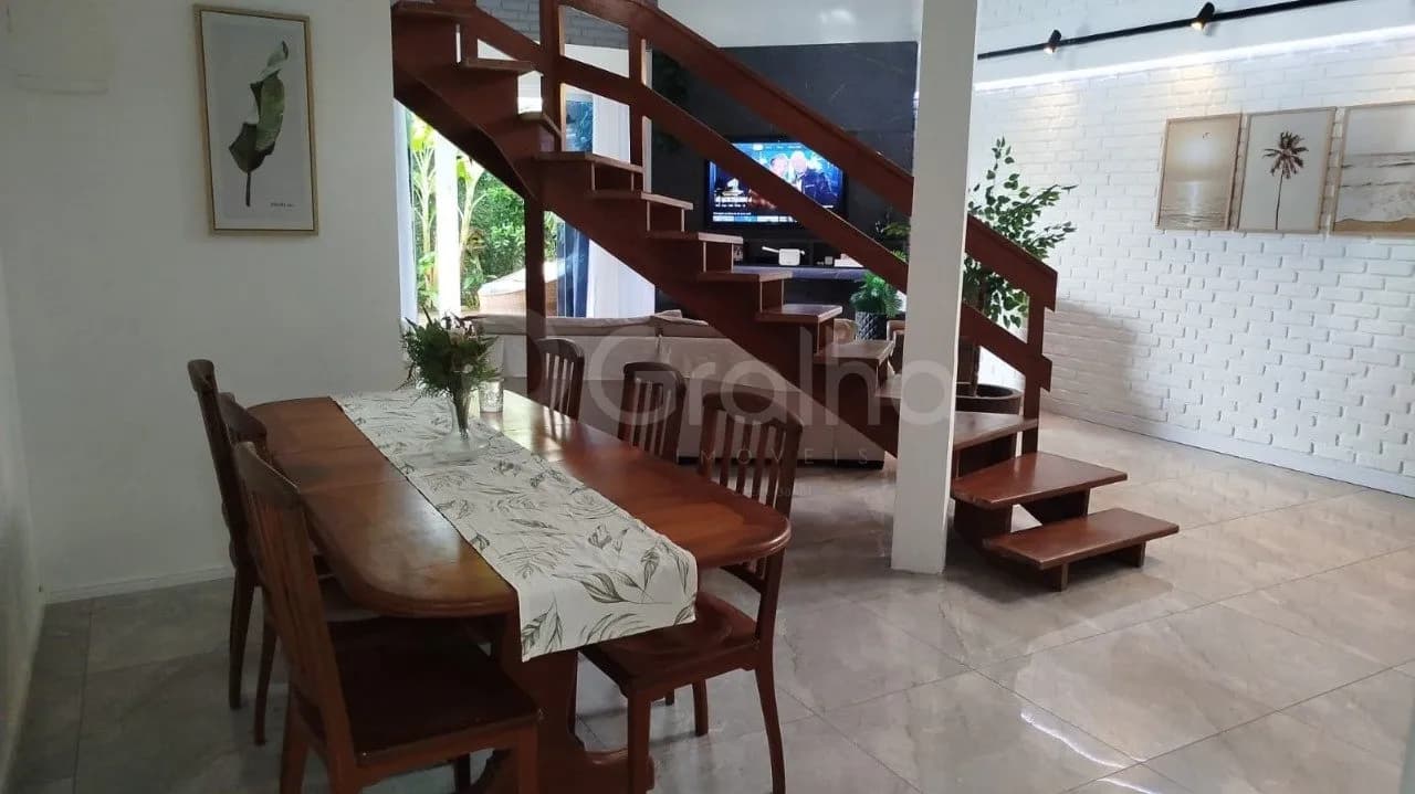 Casa para venda com 3 dormitórios em Campeche com 250 m² — foto 3
