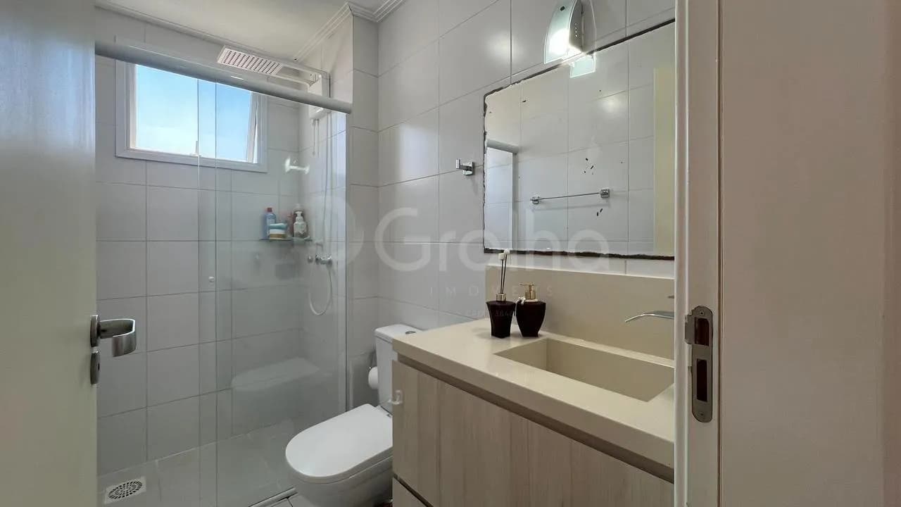 Apartamento para venda com 2 dormitórios em Coqueiros com 69 m² — foto 3