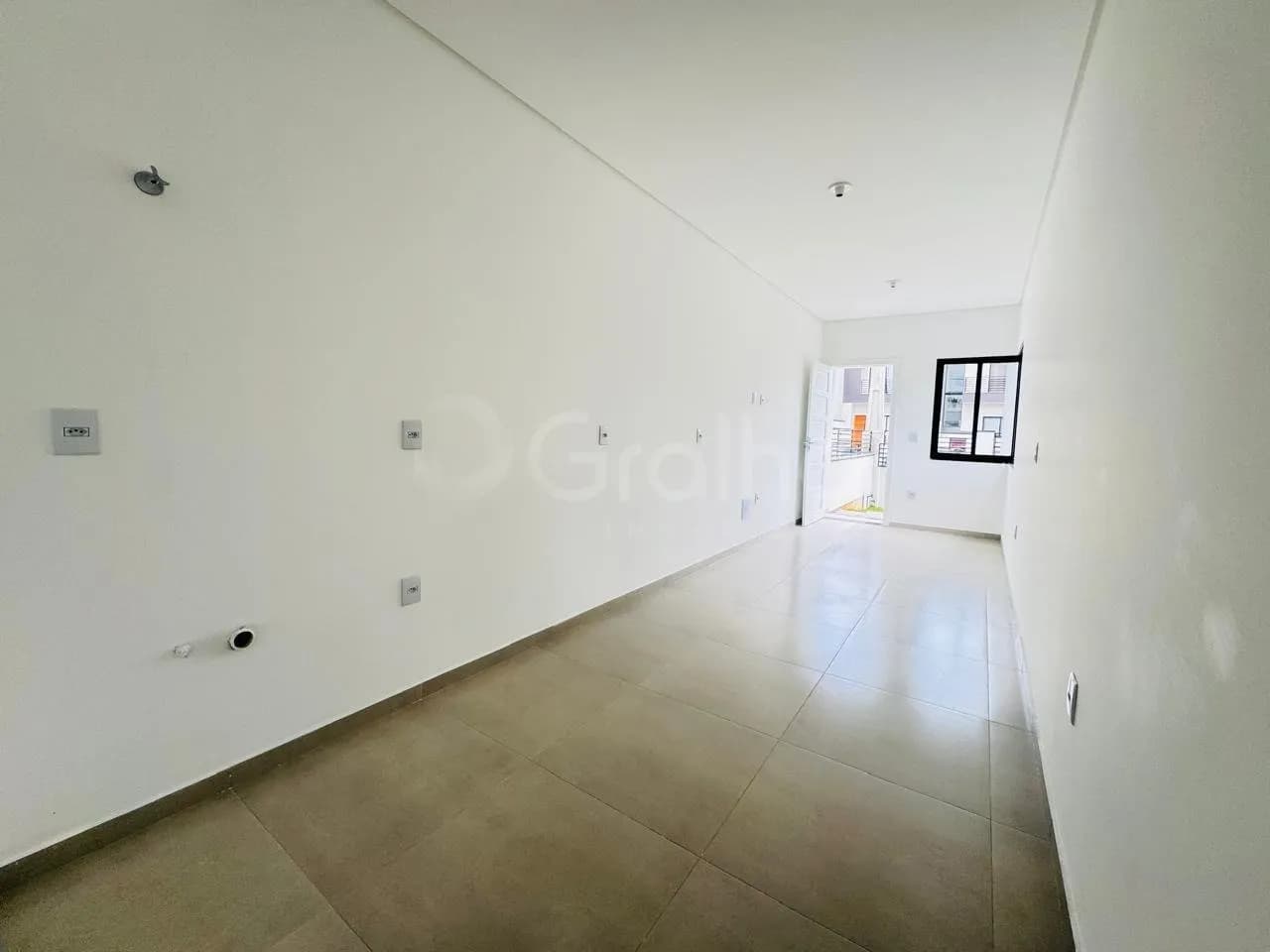 Casa para venda com 2 dormitórios em Forquilhas com 50 m² — foto 2
