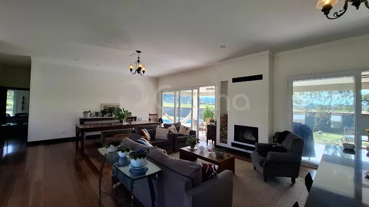 Casa de condomínio para venda com 3 dormitórios em Rio Tavares com 304 m² — foto 2