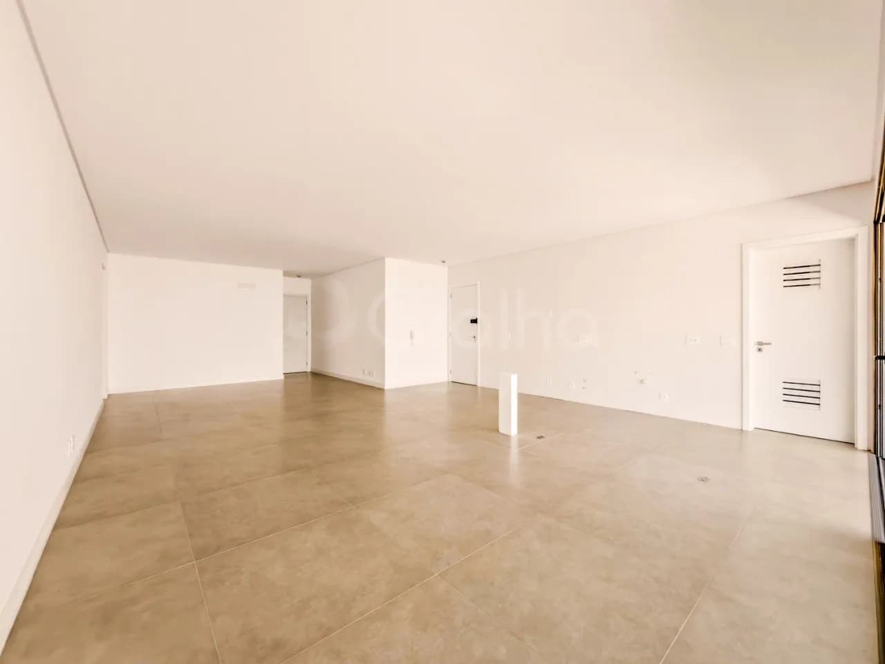 Apartamento para venda com 3 dormitórios em Cacupé com 176 m² — foto 4