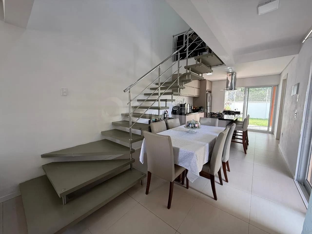 Casa para venda com 3 dormitórios em Deltaville com 138 m² — foto principal