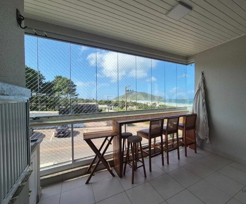Apartamento para venda com 2 dormitórios em Santinho com 99 m² — foto 5