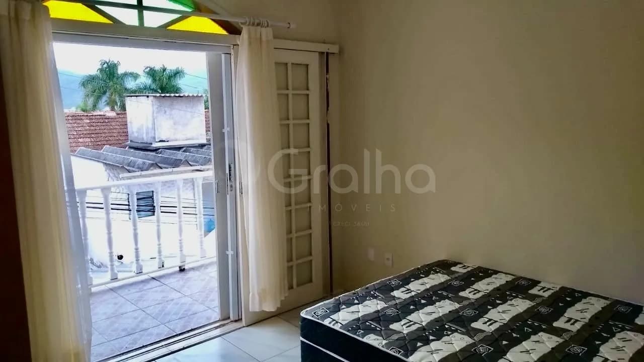 Casa para venda com 8 dormitórios em Trindade com 150 m² — foto 4