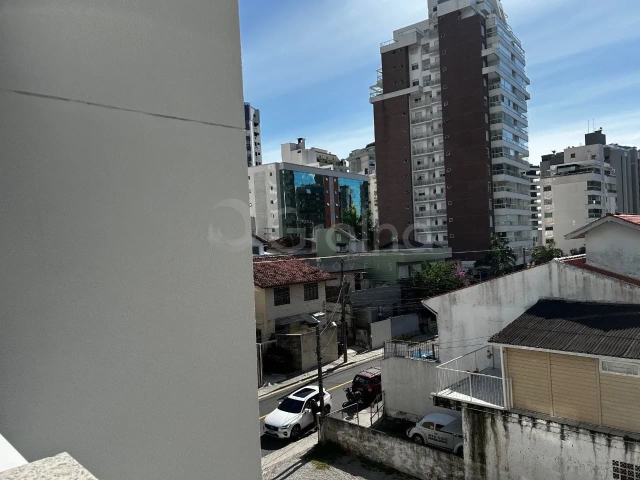 Apartamento para venda com 2 dormitórios em Agronômica com 65 m² — foto 3