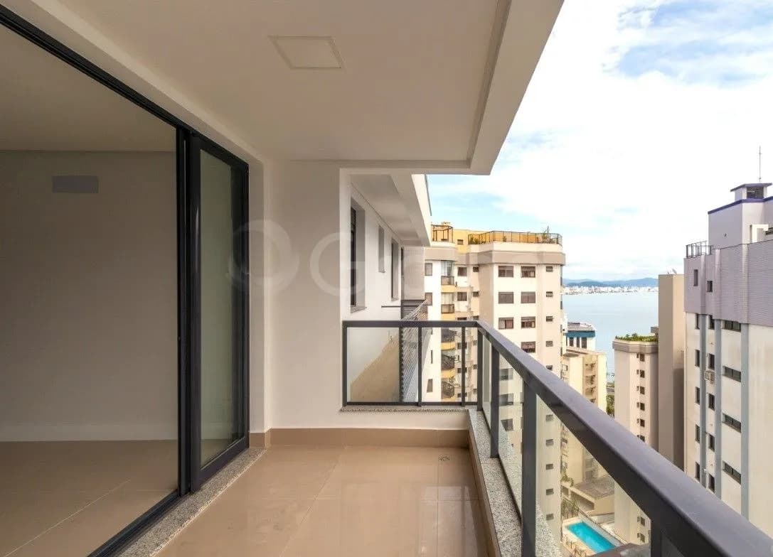 Apartamento para venda com 3 dormitórios em Agronômica com 111 m² — foto 2