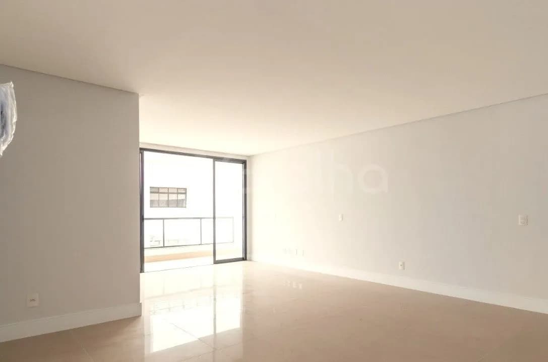 Apartamento para venda com 3 dormitórios em Agronômica com 111 m² — foto 4