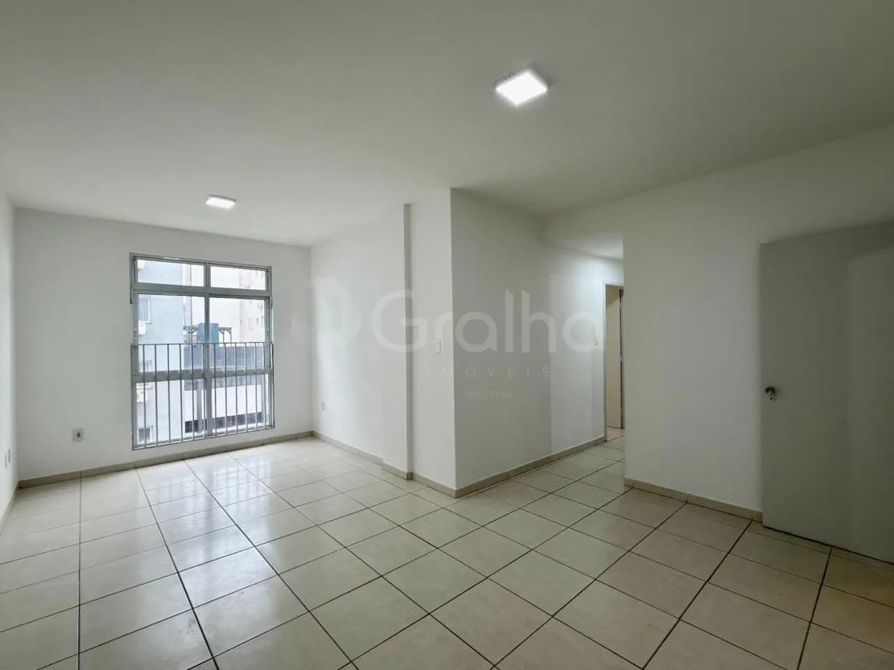 Apartamento para venda com 2 dormitórios em Centro com 78 m² — foto principal