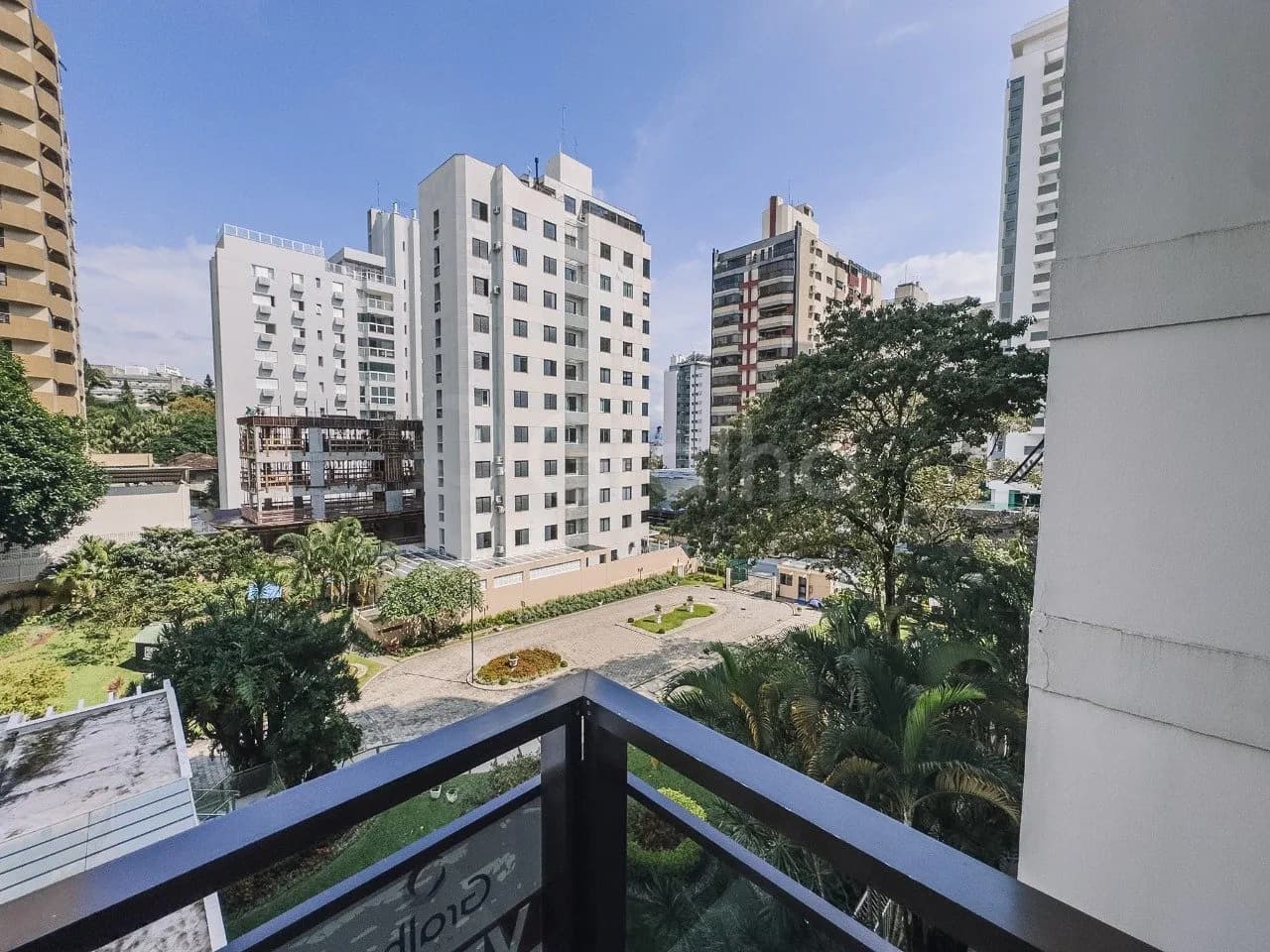 Apartamento para venda com 3 dormitórios em Centro com 144 m² — foto 3
