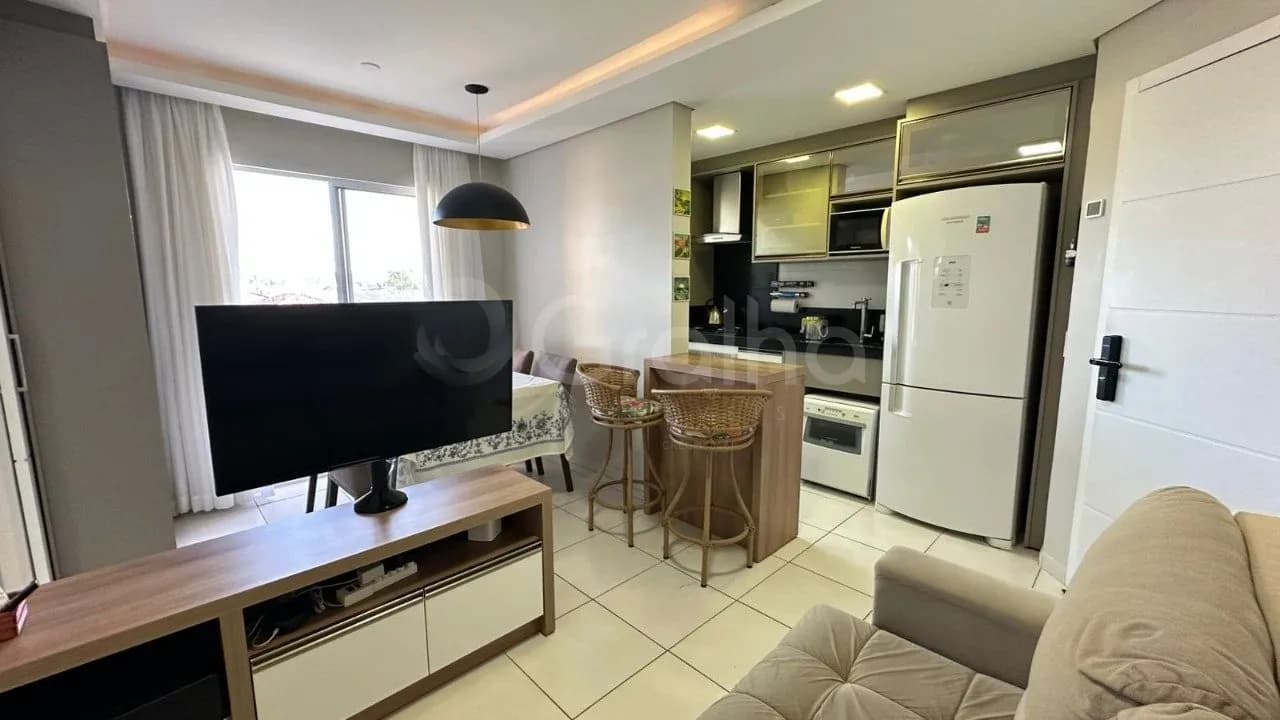 Apartamento para venda com 2 dormitórios em Canasvieiras com 51 m² — foto principal