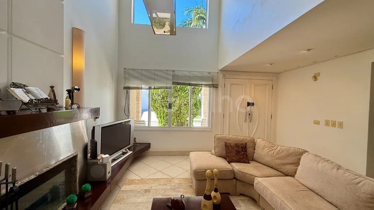 Casa para venda com 4 dormitórios em Jurerê Internacional com 590 m² — foto principal