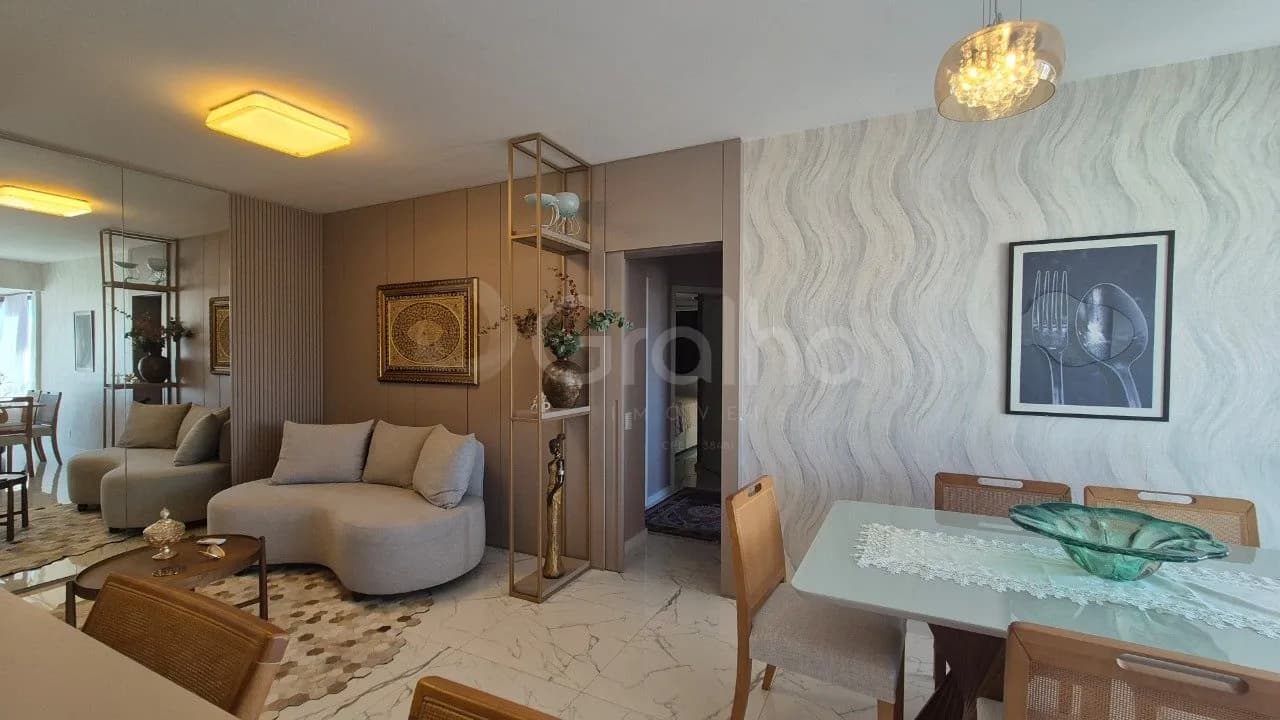 Apartamento para venda com 3 dormitórios em Centro com 81 m² — foto 2