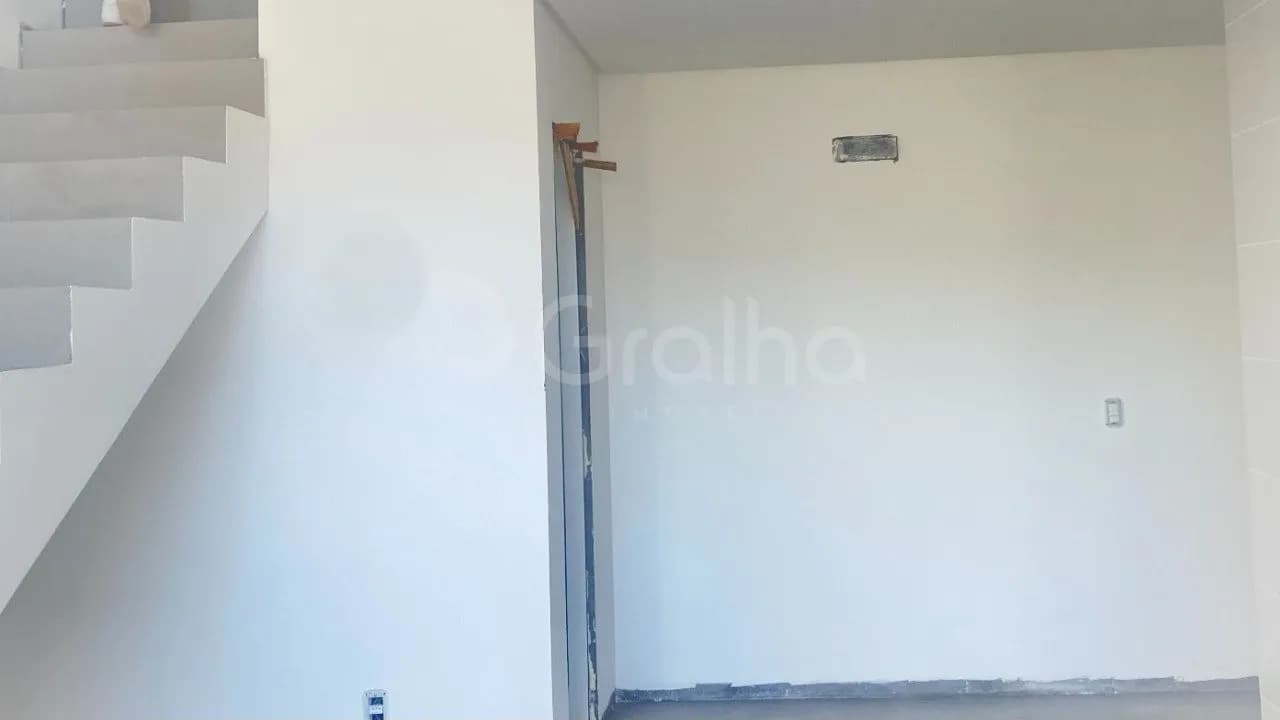 Loft para venda com 1 dormitório, em Campeche com 56 m² — foto 3