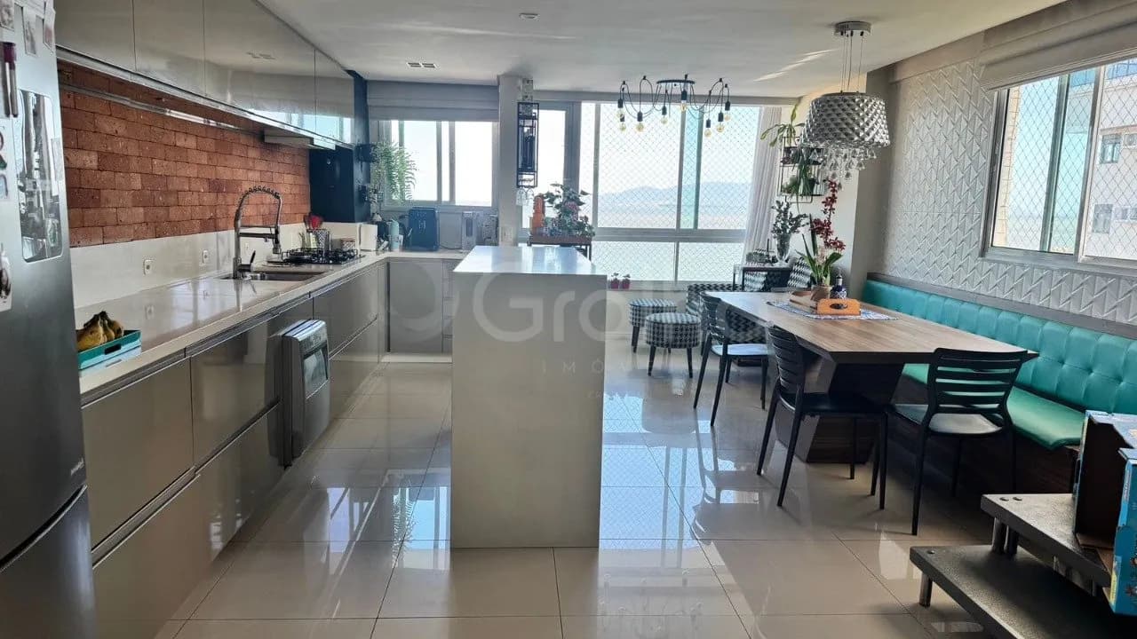 Apartamento para venda com 3 dormitórios em Coqueiros com 113 m² — foto 5