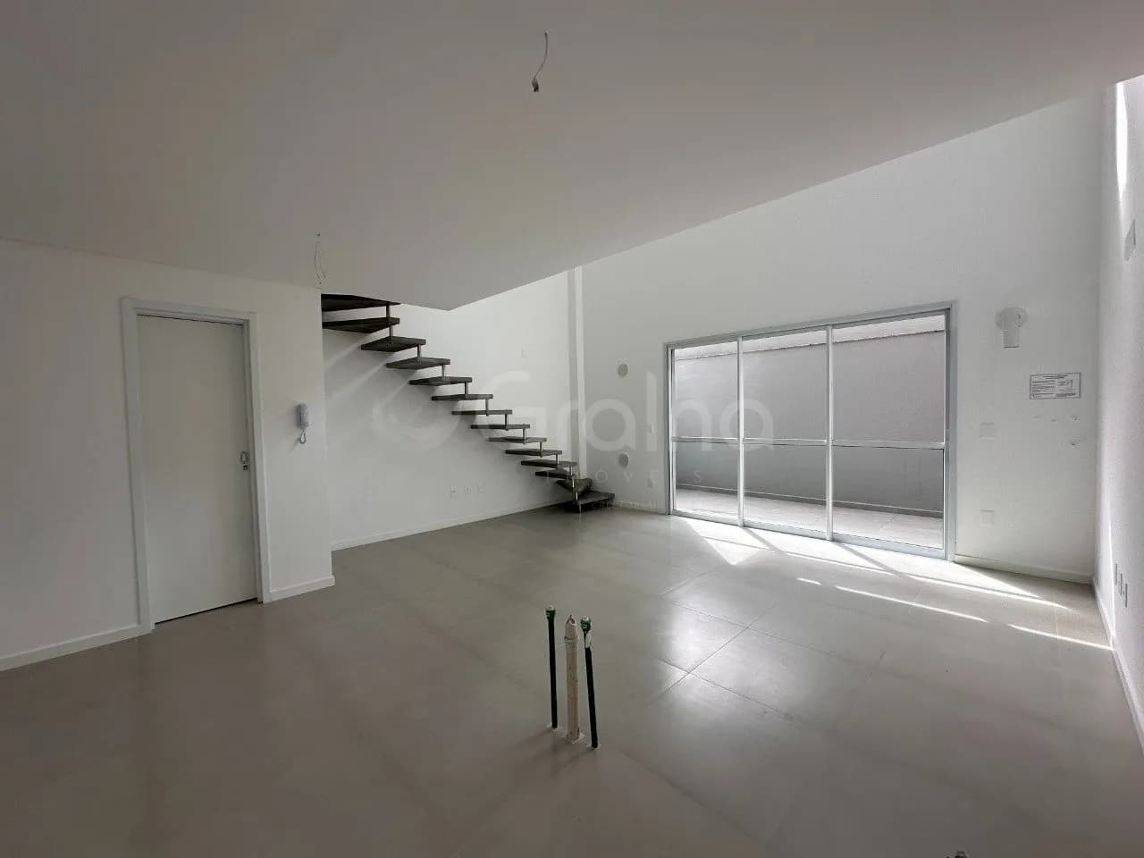 Loft para venda com 1 dormitório, em Ribeirão da Ilha com 66 m² — foto 4