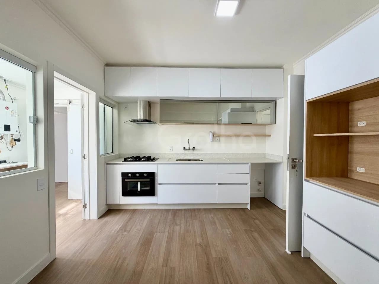 Cobertura para venda com 3 dormitórios em Bom Abrigo com 222 m² — foto 2