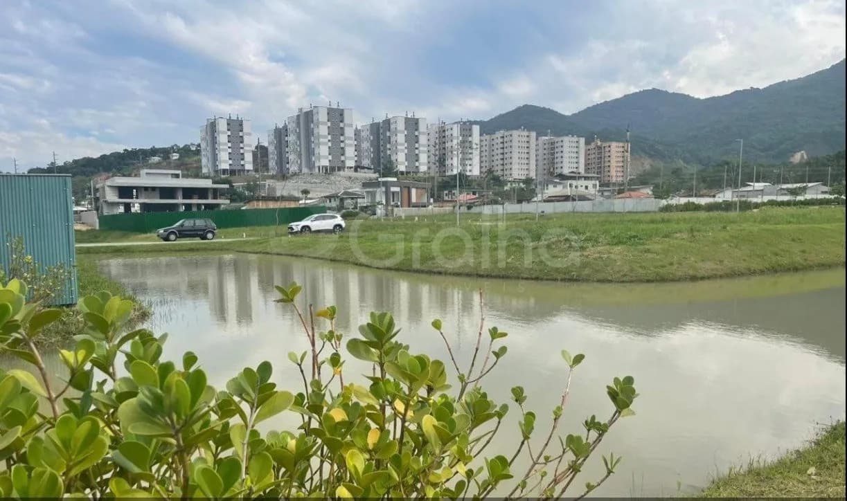 Terreno para venda em Pedra Branca com 300 m² — foto principal