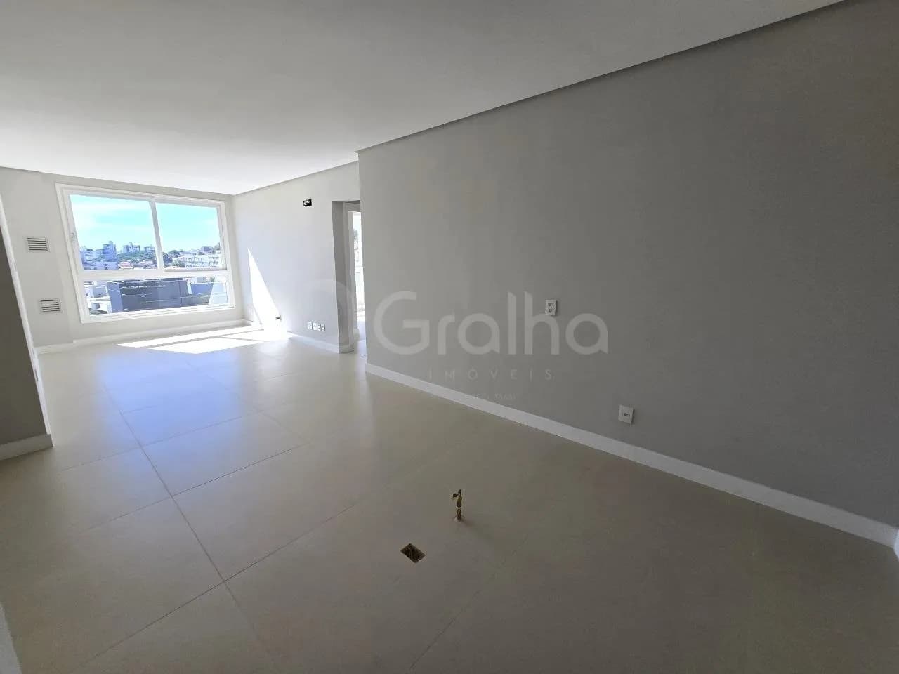 Apartamento para venda com 2 dormitórios em Centro com 73 m² — foto 2