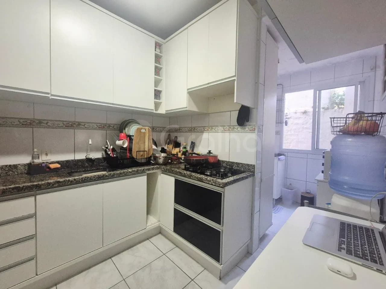 Apartamento para venda com 2 dormitórios em Coqueiros com 81 m² — foto 4