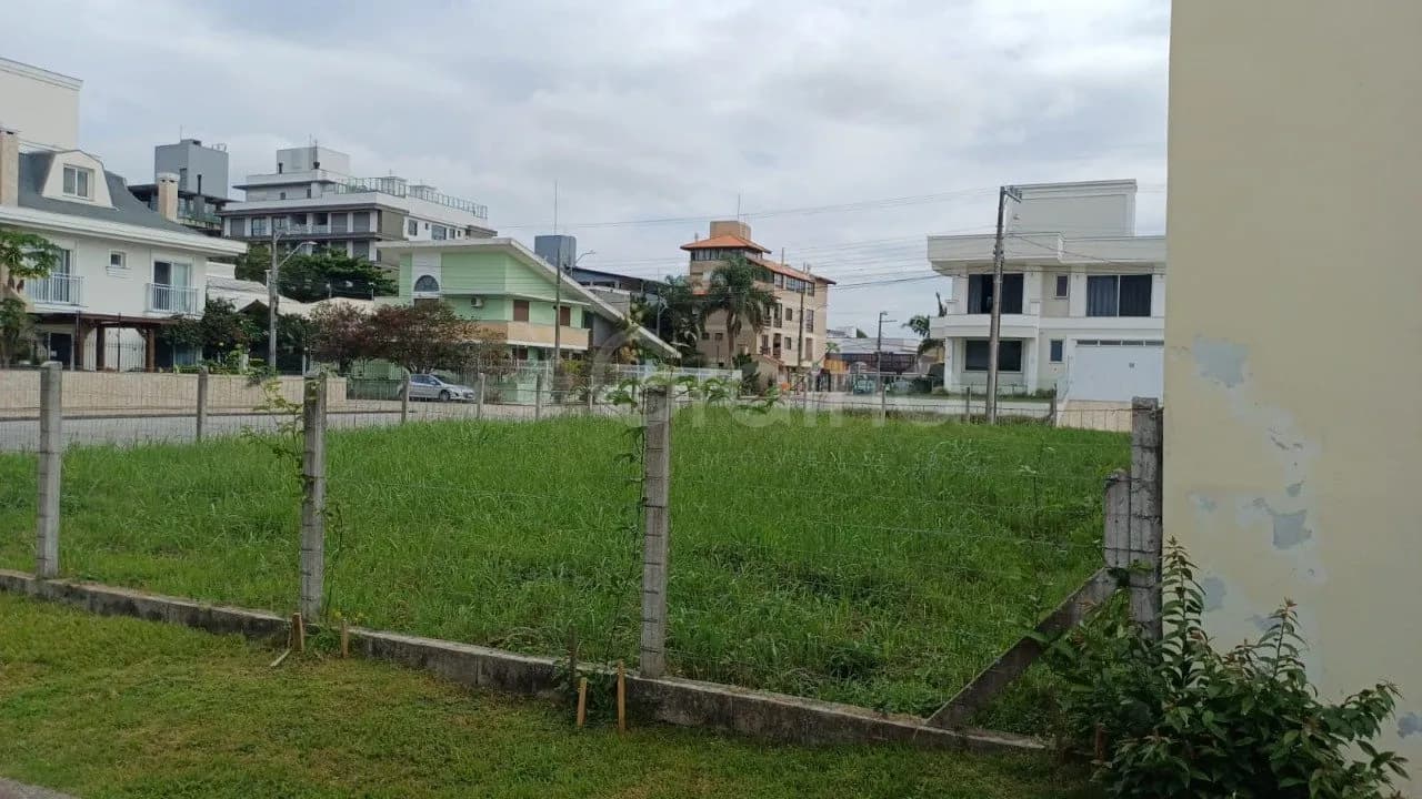 Terreno para venda em Jurerê com 450 m² — foto 3