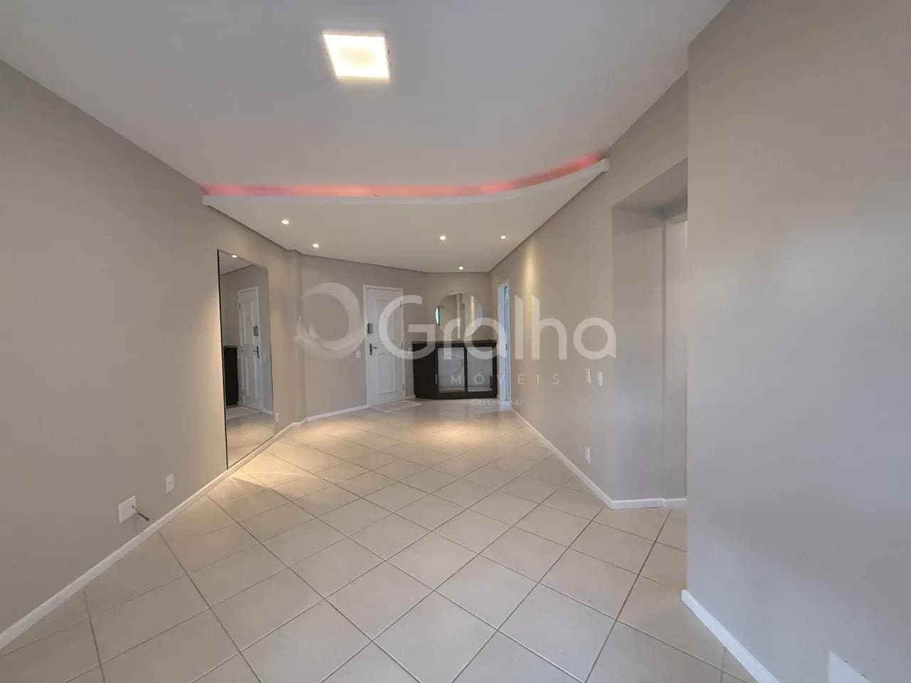 Apartamento para venda com 3 dormitórios em Centro com 85 m² — foto principal