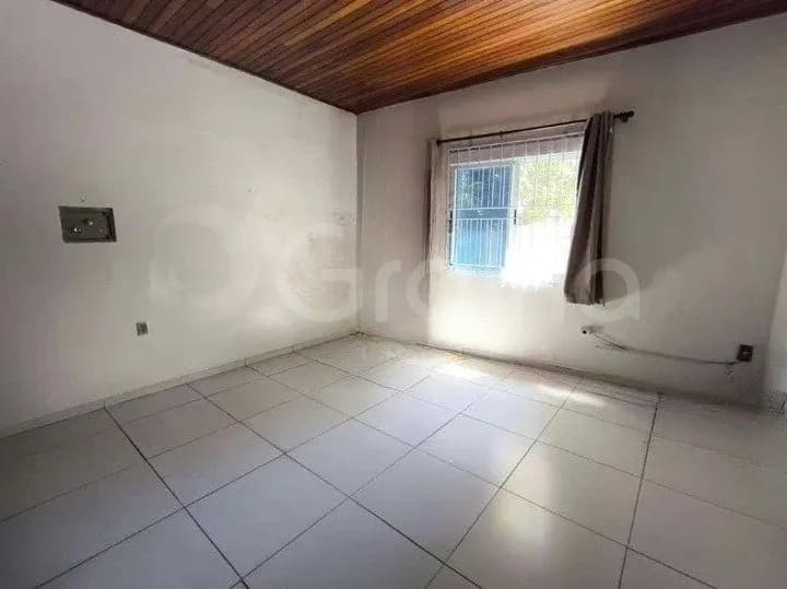 Casa para venda com 3 dormitórios em Centro com 216 m² — foto 2