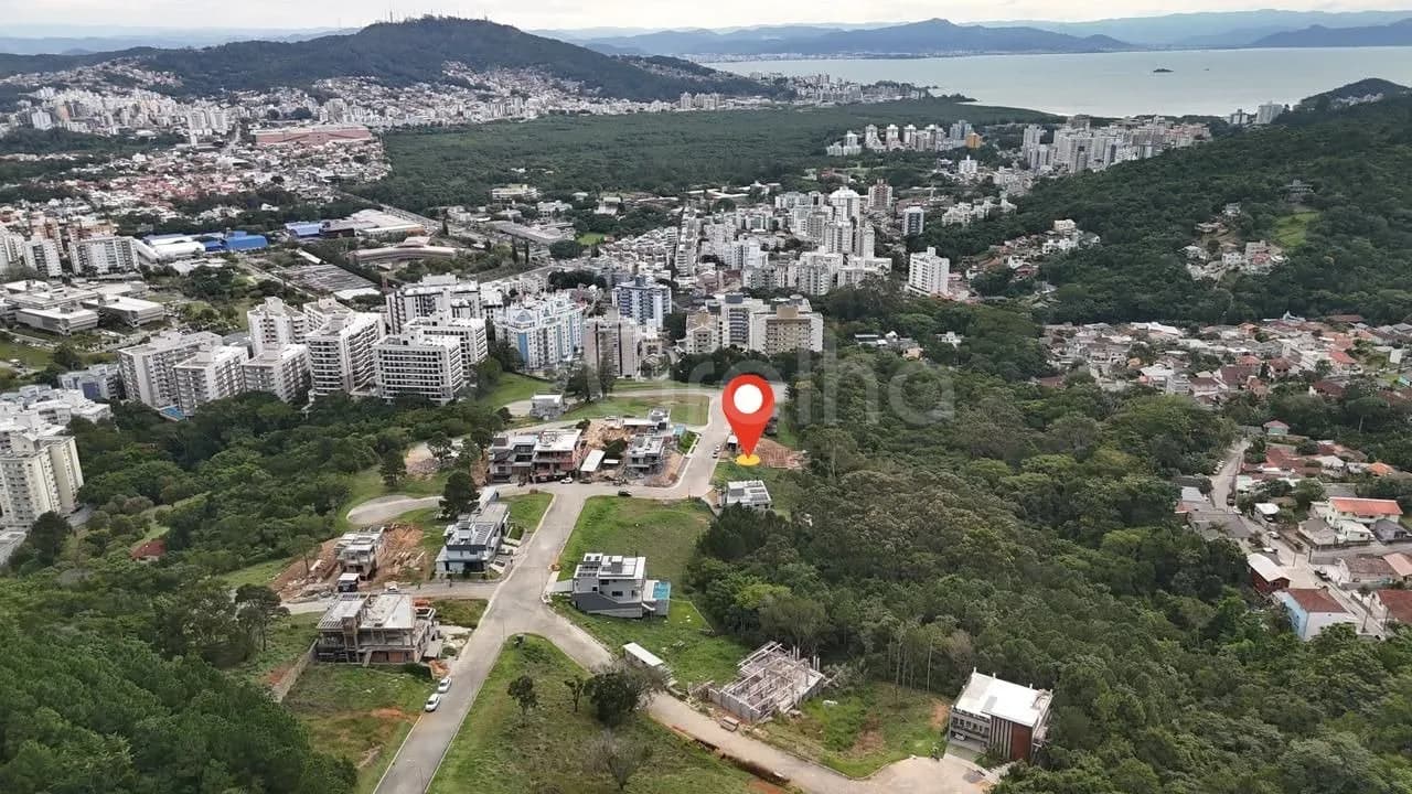 Terreno para venda em Itacorubi com 533 m² — foto principal