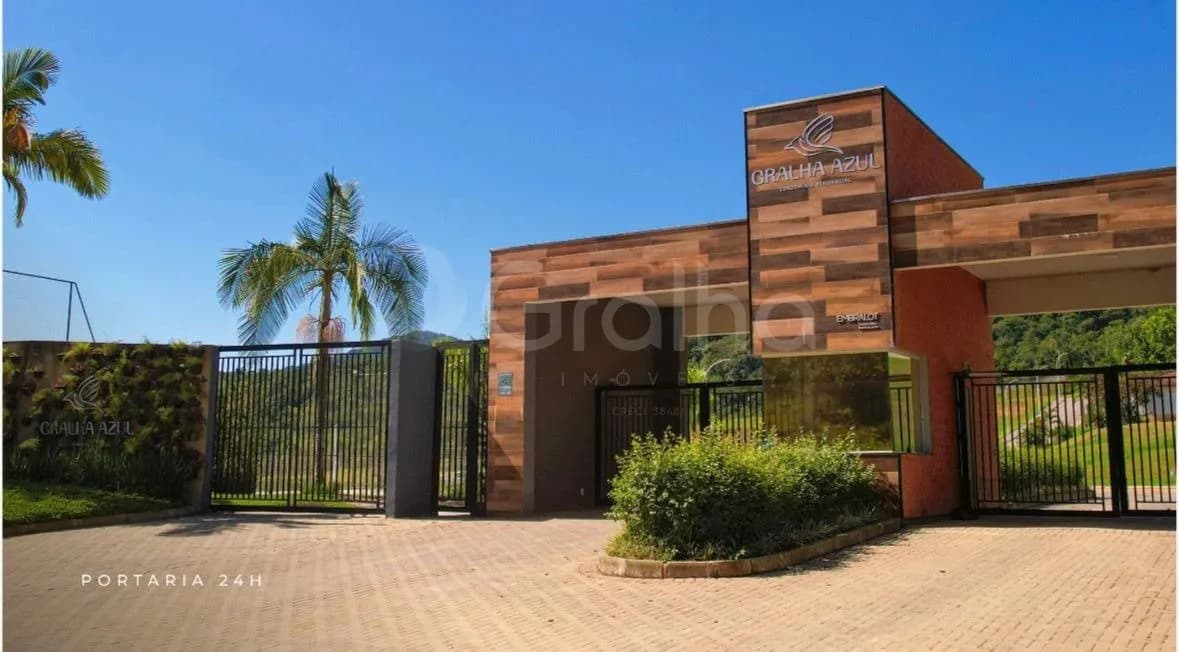 Terreno para venda em Centro com 1270 m² — foto principal