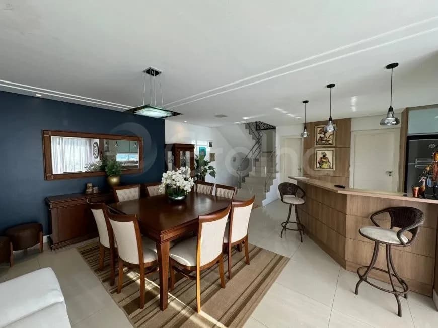 Casa para venda com 3 dormitórios em Pantanal com 257 m² — foto 5